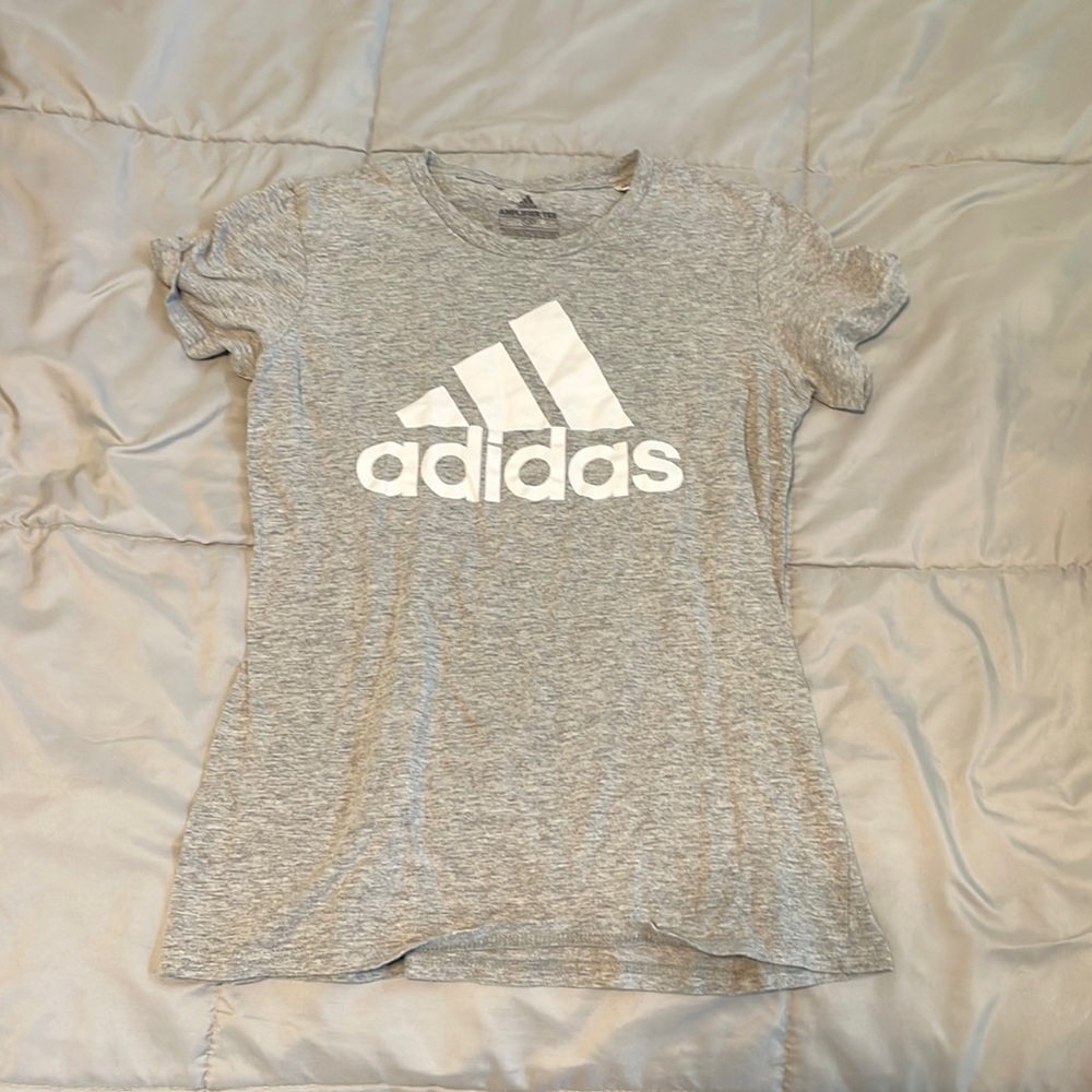 Adidas tshirt